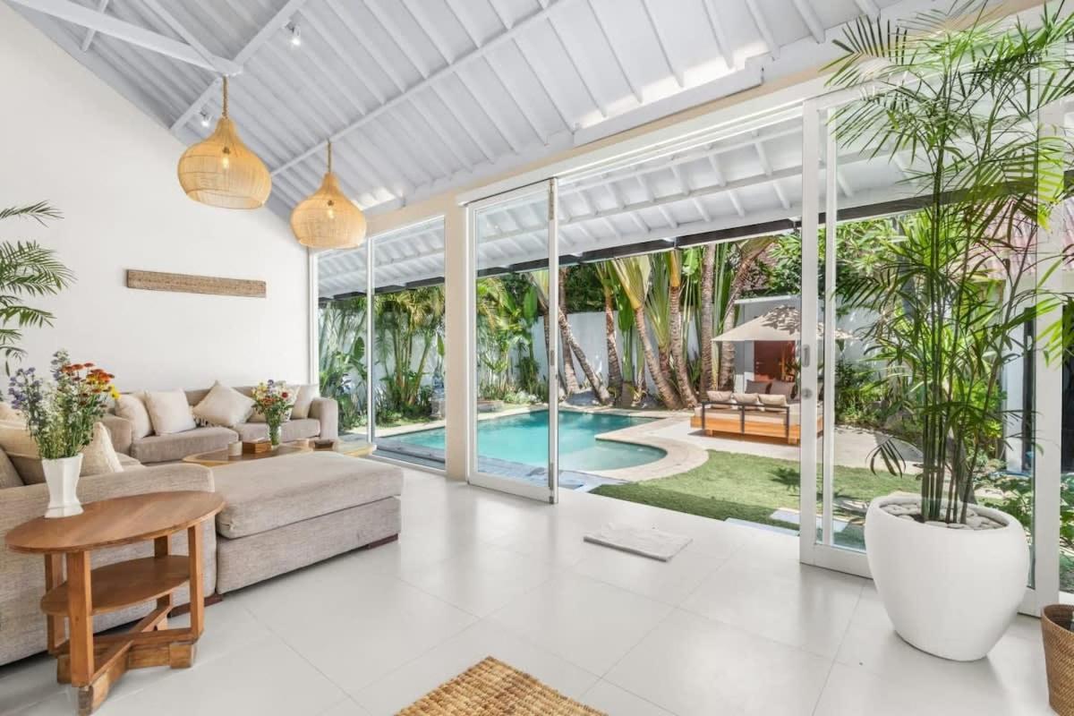 Villa New York - 4 Bdr Pool Luxury Villa, Next To The Forge Bali Seminyak Extérieur photo